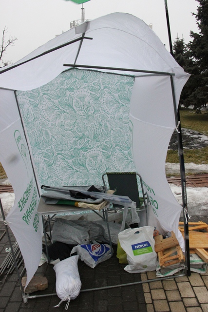 палатки протест херсон