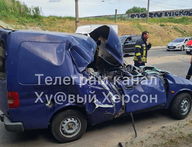Авто, постраждале в наслідок ДТП в Херсоні