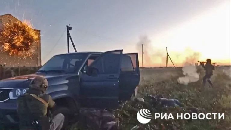 РосЗМІ розпочали сезон «бойовиків» про затримання «укродиверсантів», які хотіли «зірвати референдум» Вибух від пострілу з гранатомету в будинок