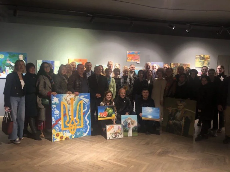 У Львові відкрили виставку картин “Херсонщина – це Україна”