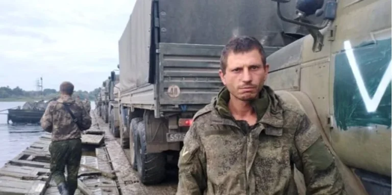 Російські війська на Херсонщині терміново перекидають свою техніку та особовий склад на інший берег Дніпра