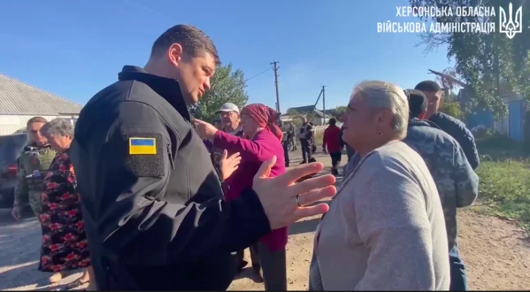 Начальник ХОВА Ярослав Янушевич відвідав деокуповану Хрещенівку Бериславського району