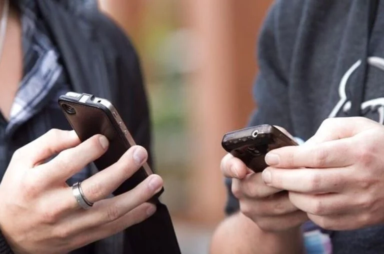 У Херсоні окупанти розіслали повідомлення про нібито плани ЗСУ масово обстріляти місто