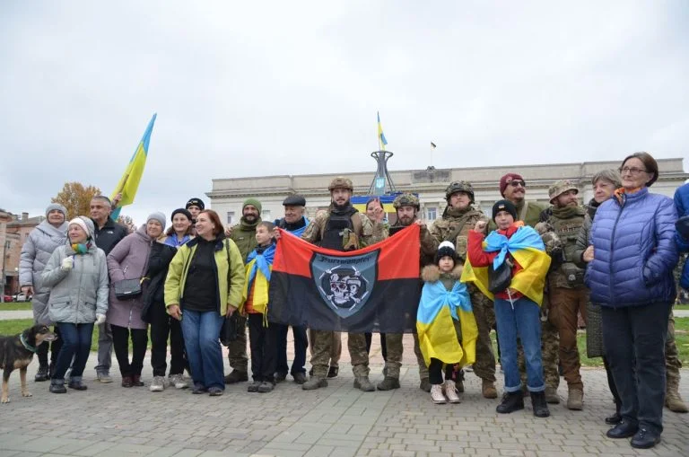 До Херсона в’їзд/виїзд закритий із сьогоднішнього дня
