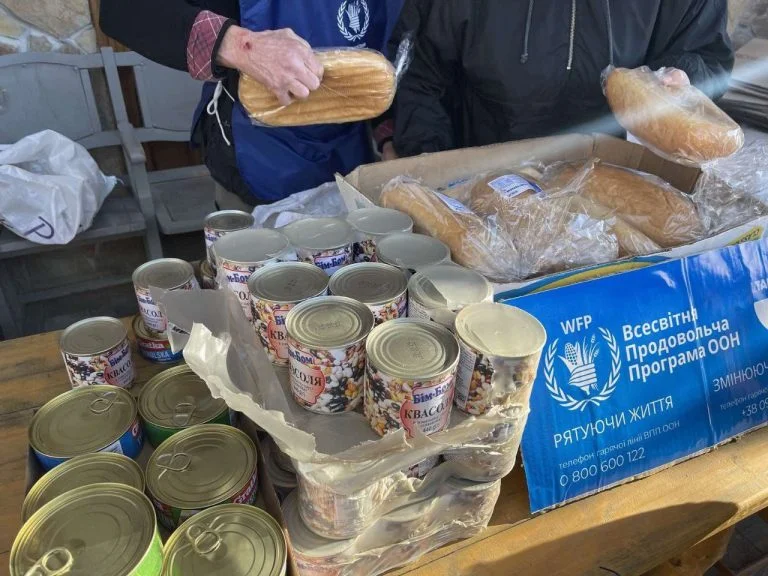 21 грудня у Херсонській громаді працюють 28 пунктів видачі соціального хліба