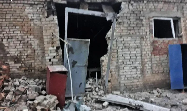 Зруйнована будівля