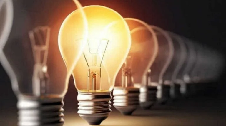 Жителям Черешневого на Херсонщині відновили електропостачання, якого не було понад 10 місяців