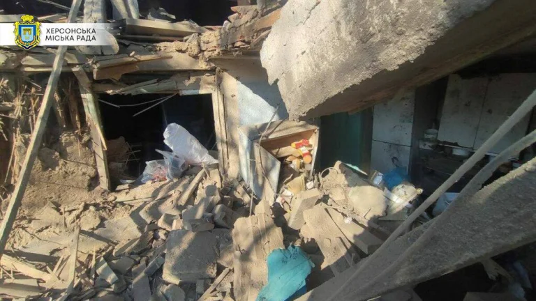 Минулої доби від обстрілів росіян 3 людей на Херсонщині загинуло, 4 – отримали поранення