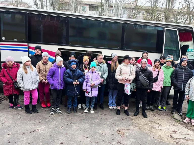 30 херсонських дітей вирушили на відпочинок до Яремчі