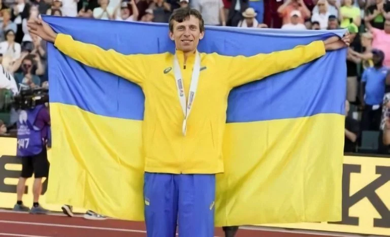 Херсонський легкоатлет став срібним призером Чемпіонату Європи