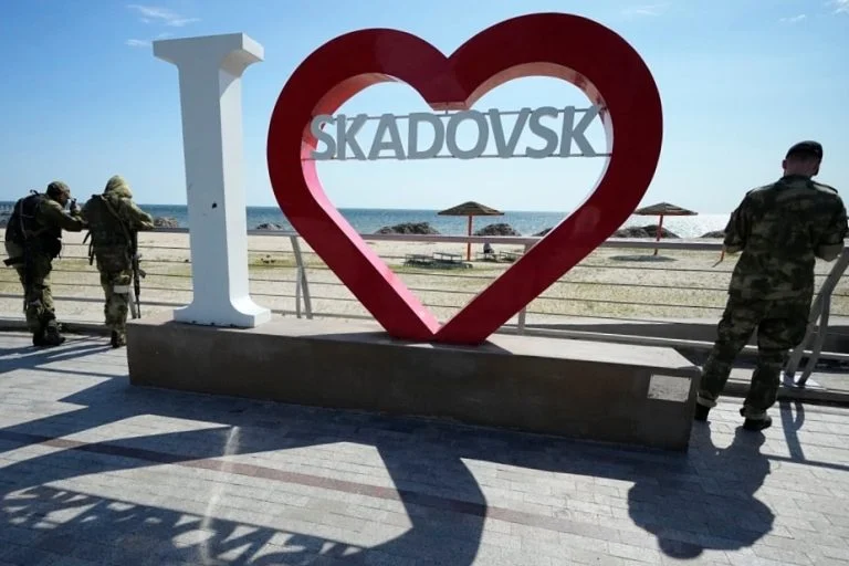 Військові РФ в освітніх закладах Скадовська розміщують особовий склад — Генштаб ЗСУ