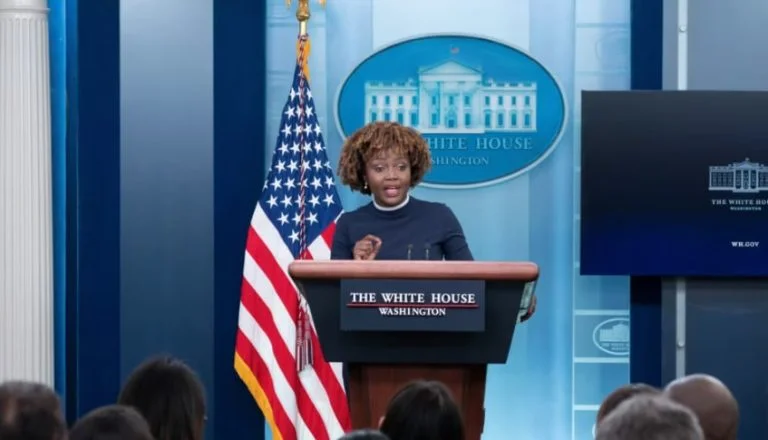 Білий дім прокоментував візит Путіна на окуповану Херсонщину