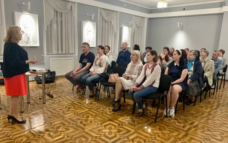 У херсонському музеї відкрилась виставка, присвячена деокупації міста