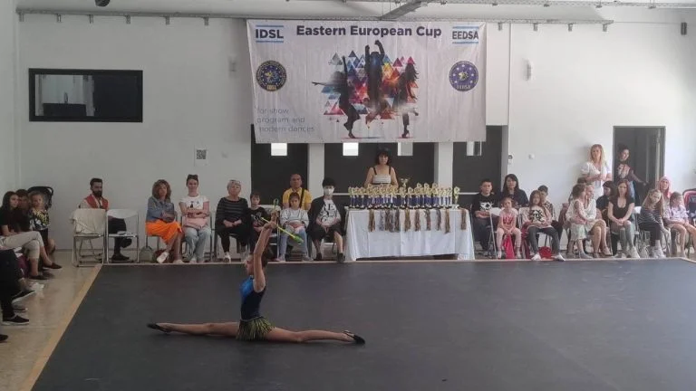 Спортсменка з Херсонщини посіла перше місце на змаганнях з гімнастики