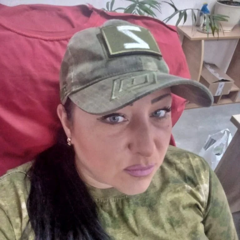 Керівниці російського центру гумдопомоги у Новій Каховці повідомили про підозру