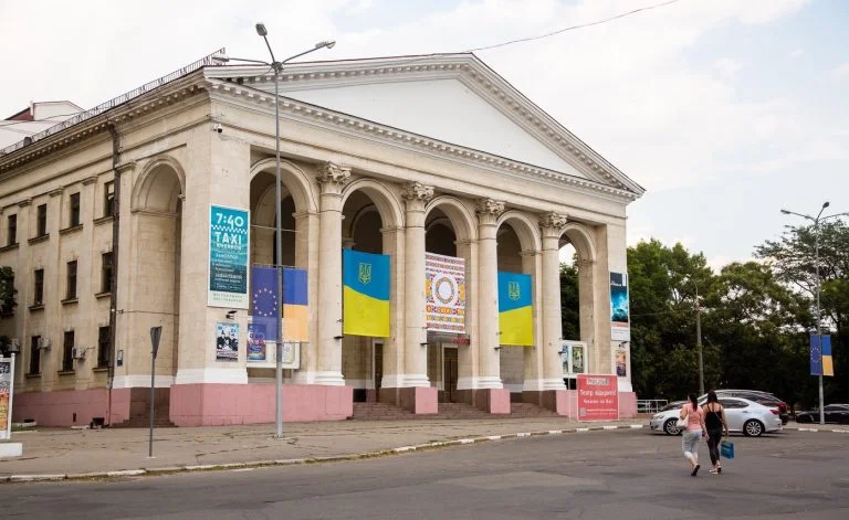 У Португалії розпочався фестиваль на підтримку херсонського театру