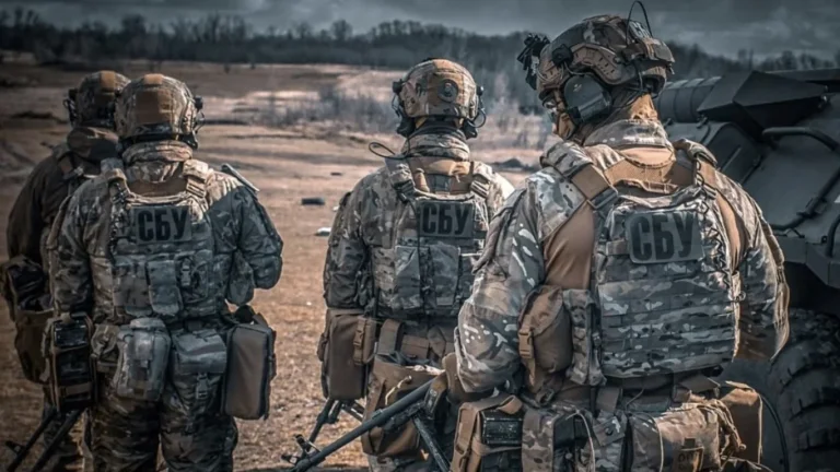 Спецпризначенці СБУ показали, як знищують окупантів під Херсоном (відео)