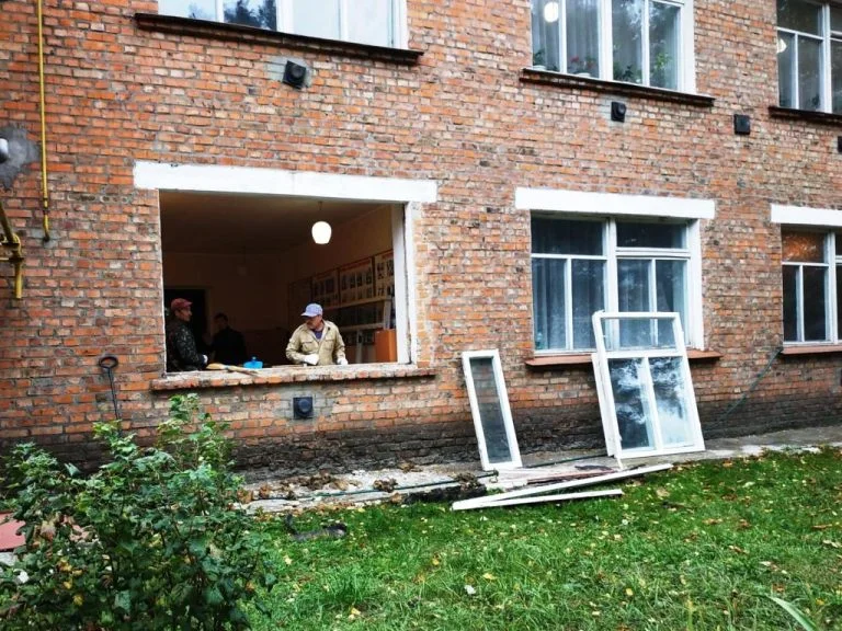 У Херсонському протитуберкульозному диспансері планують замінити вікна