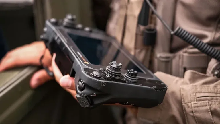 Бійці ССО продемонстрували, як знищують окупантів на Херсонському напрямку (відео)