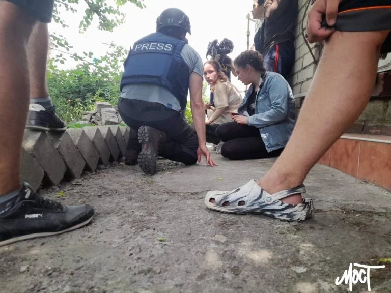 Обстріл росіянами місць евакуації херсонців: загинула людина, відомо про потерпілих