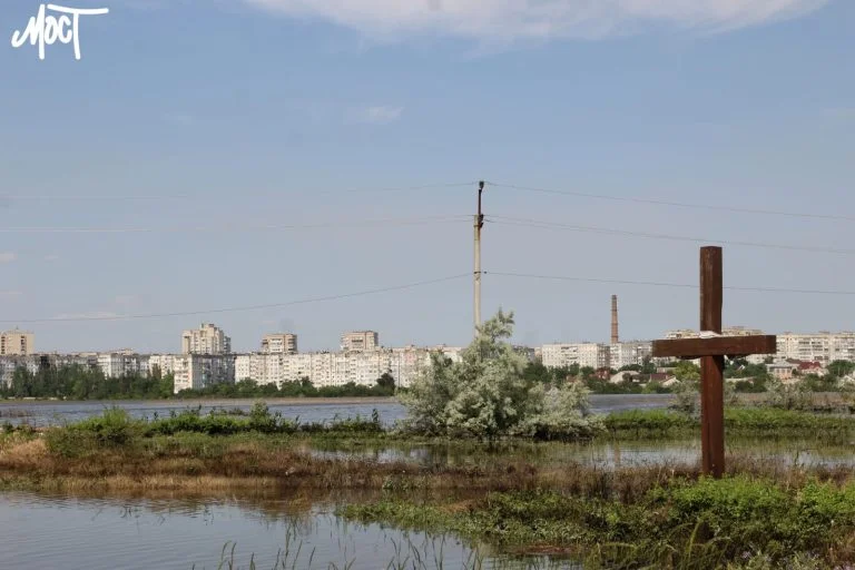 Затоплення та розлив мазуту: як живе селище Зимівник, що неподалік Херсона
