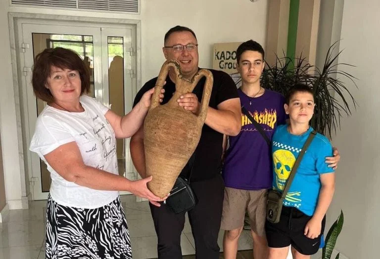 Херсонець знайшов у морі історичний артефакт