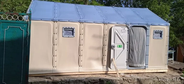 У Тягинці на Херсонщині встановлюють тимчасові будинки