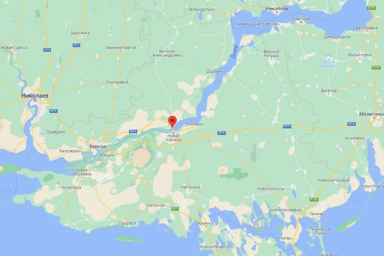 Російські загарбники обстріляли Веселе на Херсонщині: є поранений