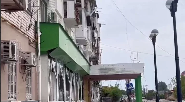 Прокремлівські медіа показали наслідки вчиненого росіянами обстрілу Олешок на Херсонщині