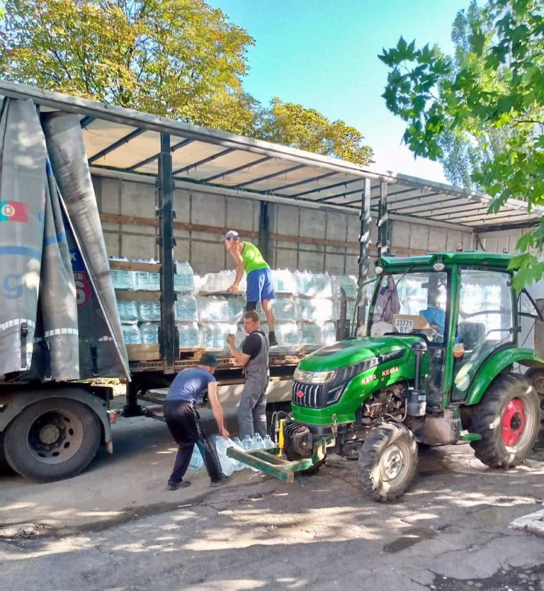 До Козацького та Веселого на Херсонщині доставили питну воду