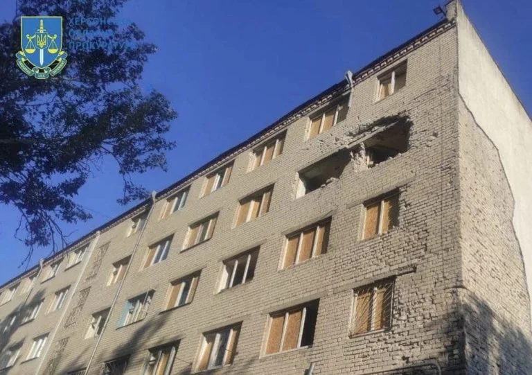 В результаті ранкового обстрілу Херсона загинуло двоє людей (ОНОВЛЕНО)