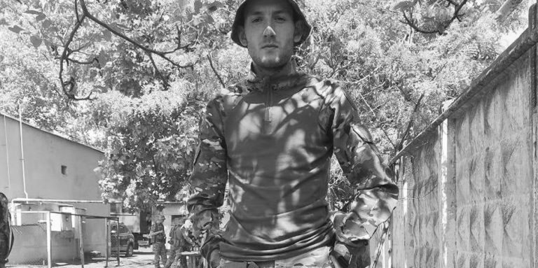 На війні загинув військовий з Нової Каховки Максим Божко