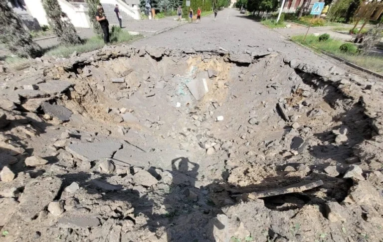 Від обстрілів росіян постраждала літня мешканка Веселого на Херсонщині