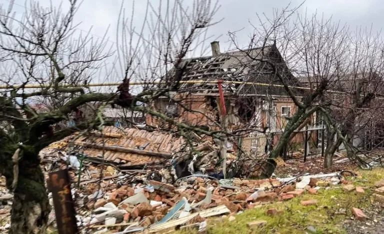 Протягом доби армія РФ обстріляла Бериславський район – пошкоджено магазин