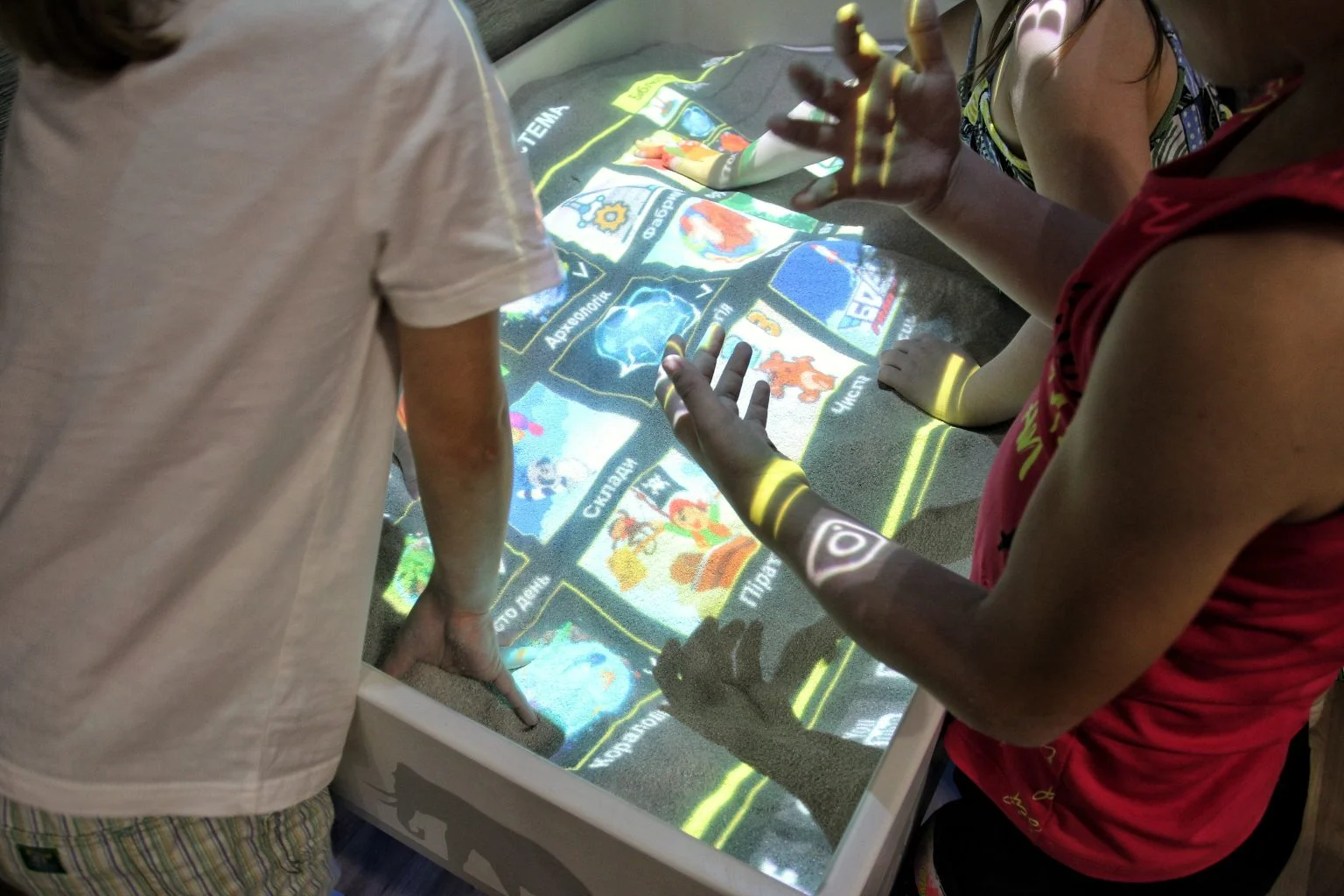 «Найбільша потреба дітей – це спілкування»: як у Херсоні відкрили центр денного перебування дітей