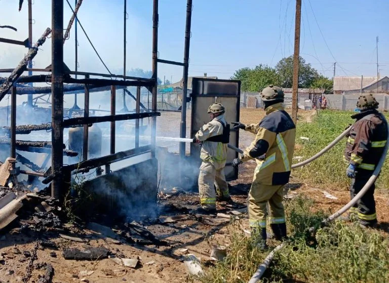 Учора через російські обстріли на Херсонщині виникло 8 пожеж