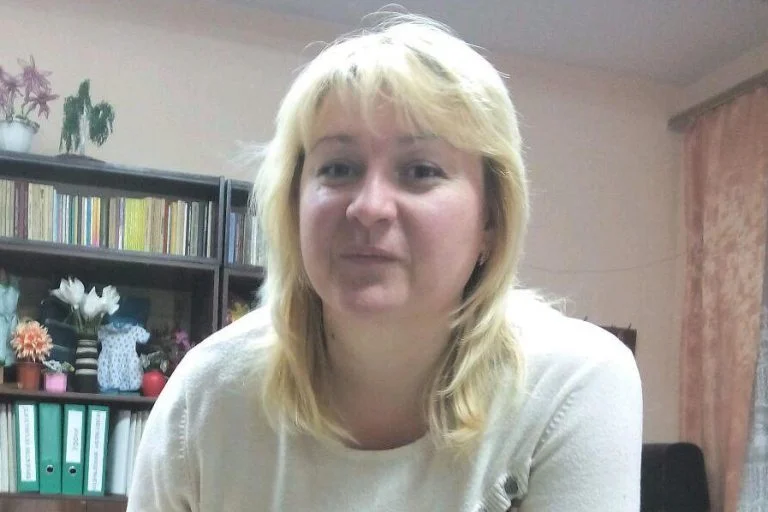 СБУ завершує розслідування проти жінки, яка проводила “референдум” у Козацькому