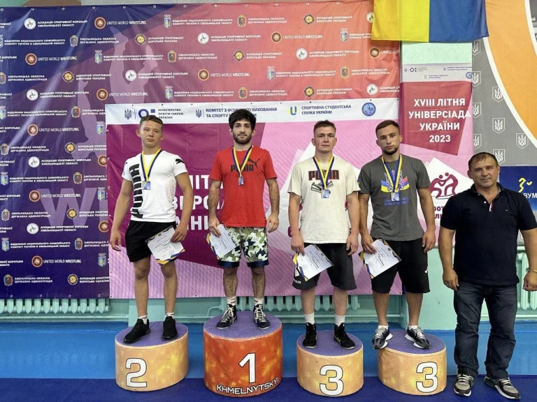 Студенти та випускники ХДУ посіли призові місця на Універсіаді України з вільної боротьби