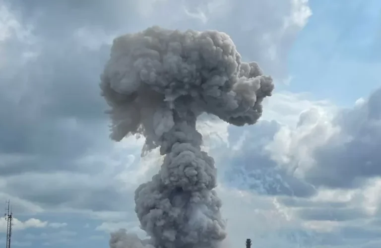 Жителів Херсонщини попереджають про можливі посилені обстріли росіян