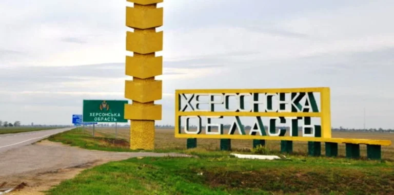 Двоє літніх жінок дістали поранення через російський обстріл Ольгівки на Херсонщині