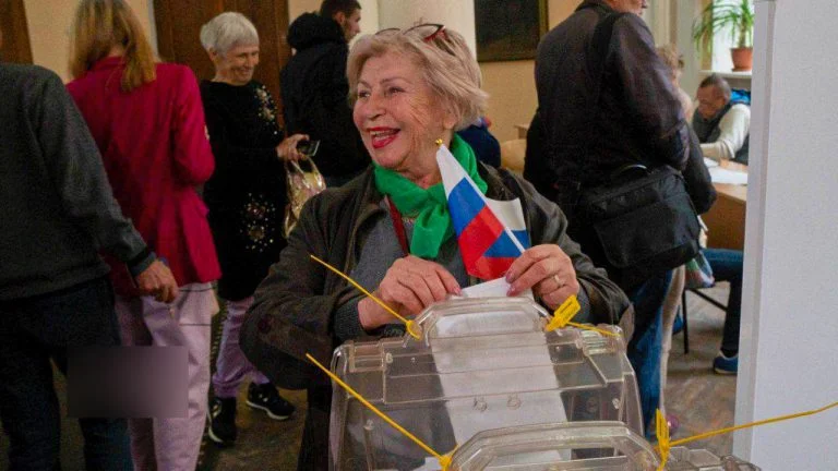 Окупанти вигадали, що в їх виборах на Херсонщині візьмуть участь 600 тисяч людей