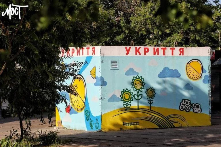 На Херсонщині встановлено майже 200 мобільних укриттів