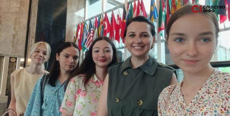 «Наша зброя – не кулі, але б‘є теж непогано»: як журналістка знайшла та витягла з російського полону двох херсонських дівчат