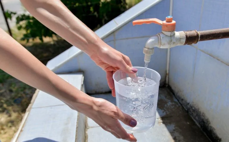 Стало відомо, скільки влада виділила грошей на ремонт водопровідної мережі у селі Милове на Херсонщині