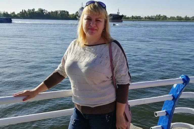 Херсонська СБУ завершила розслідування щодо директорки “референтного центру”