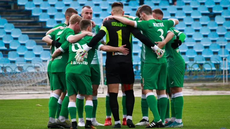 МФК “Кристал” показав фотографії занедбаного стадіону