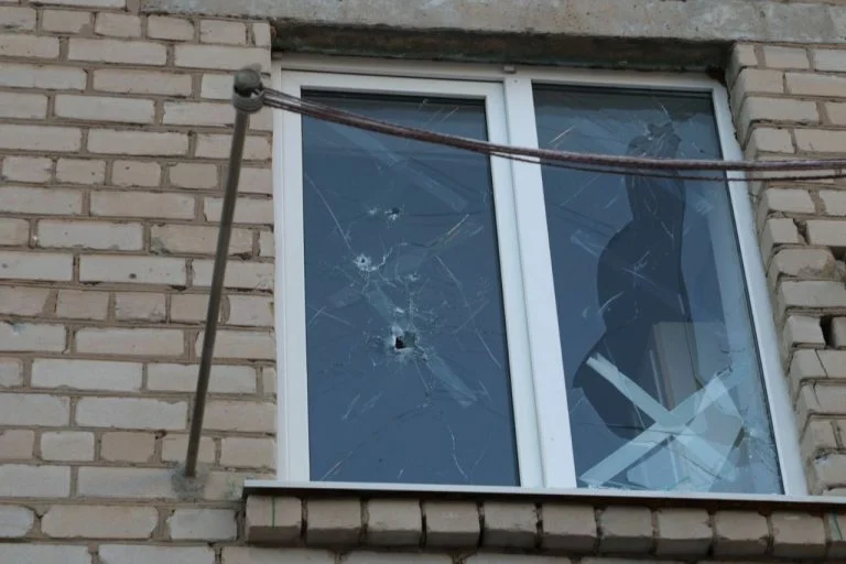 Росіяни обстріляли один із пожежно-рятувальних підрозділів у Херсоні