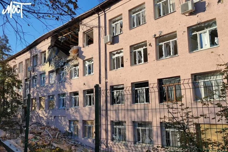 Стало відомо скільки коштуватиме відновлення об’єктів інфраструктури Херсонщини, пошкоджених російськими обстрілами