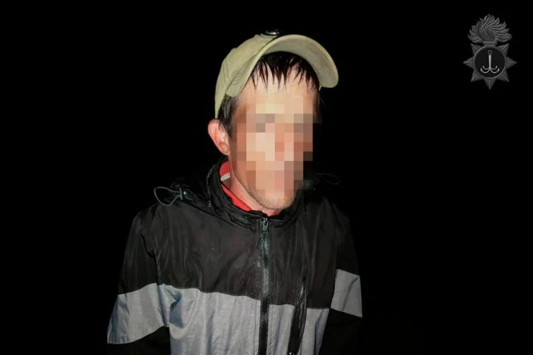 На Херсонщині військові затримали чоловіка, який передавав ворогу фото з результатами російських обстрілів