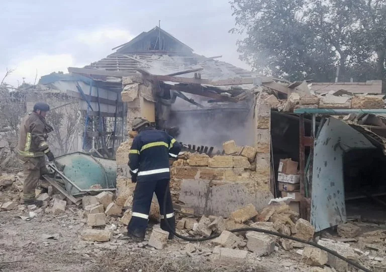 У Бериславі окупанти обстріляли об’єкти критичної інфраструктури